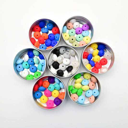 Needle Stoppers - Tin of 8 pairs, Flying Saucers