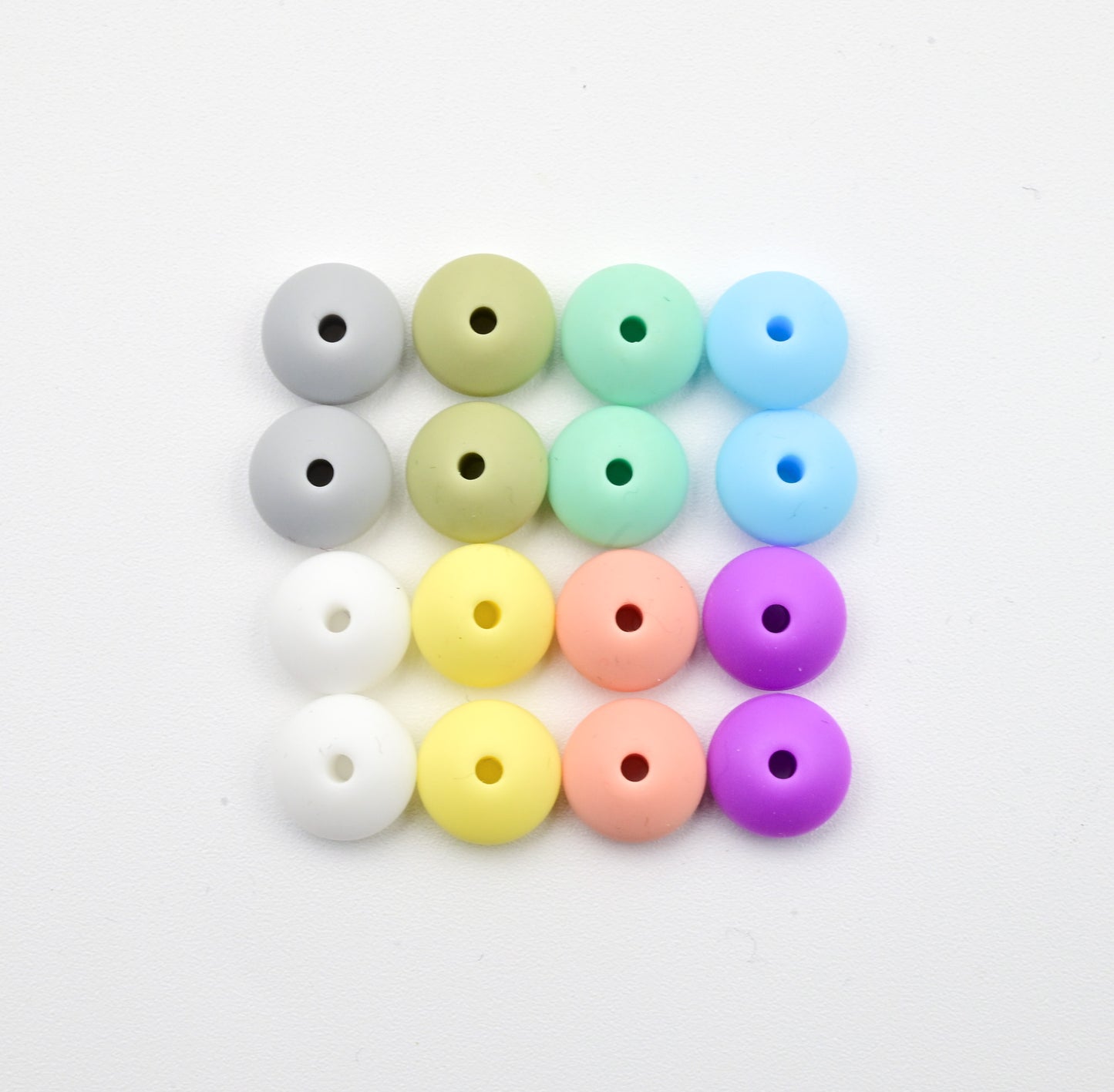 Needle Stoppers - Tin of 8 pairs, Flying Saucers