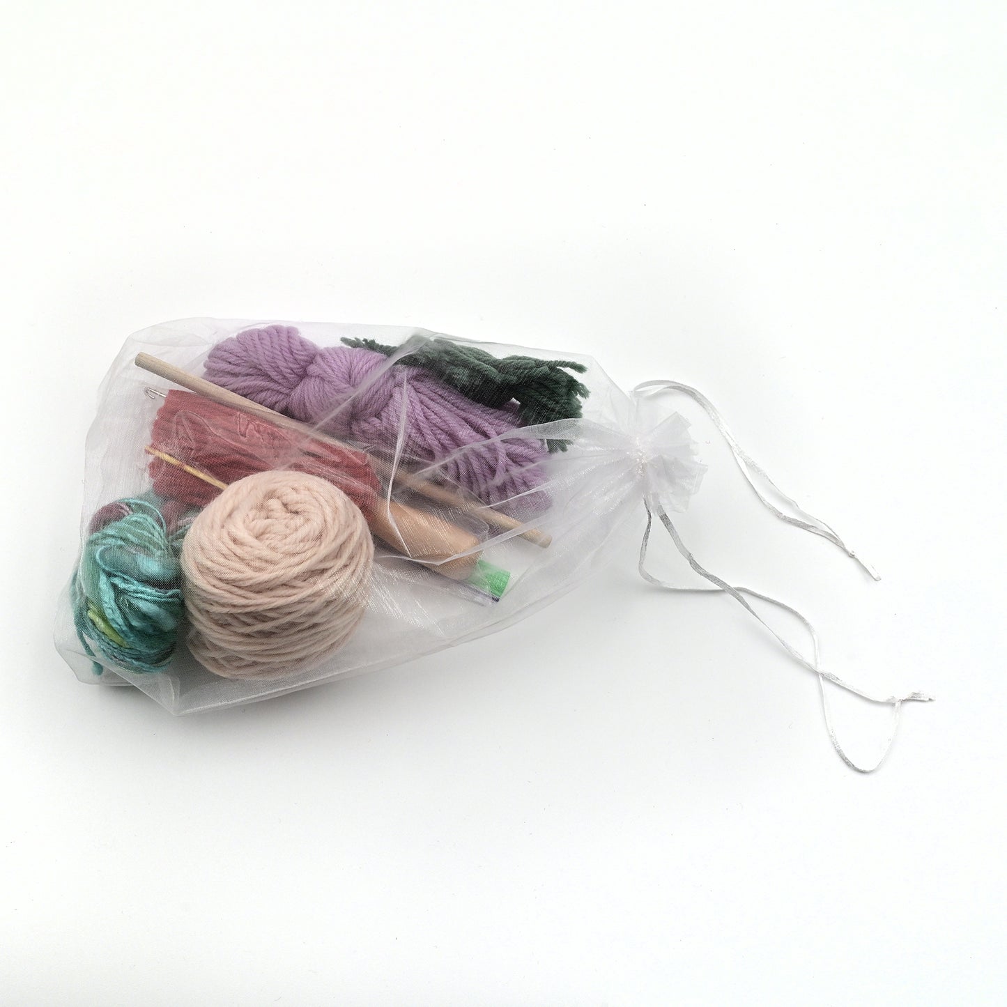 Shaggy Wall Hanging Project Kit With Pattern and Latch Hook Tool