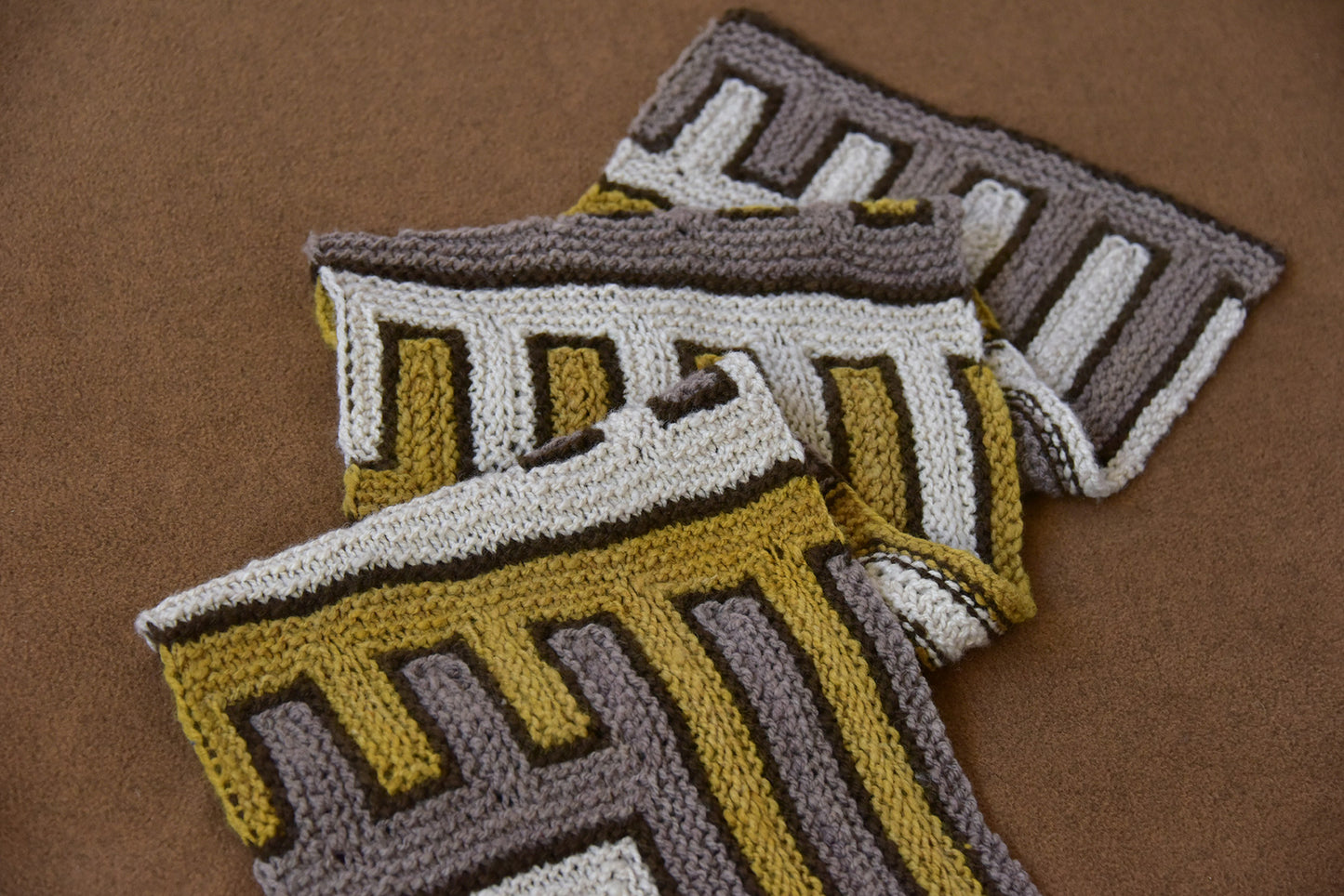 Hands Entwined Scarf Knitting Pattern