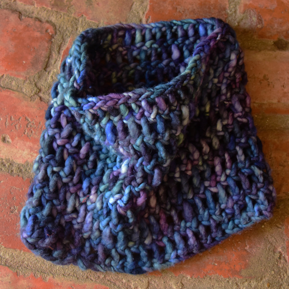 Learn to Knit the Lattice Stitch with the Free Gift Cowl Pattern