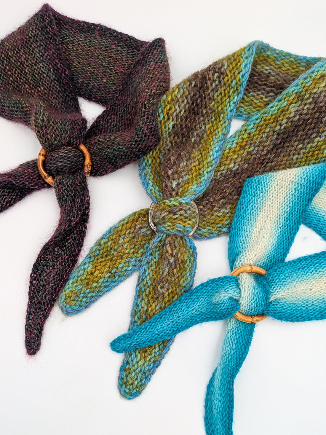 How to Use a Scarf Ring