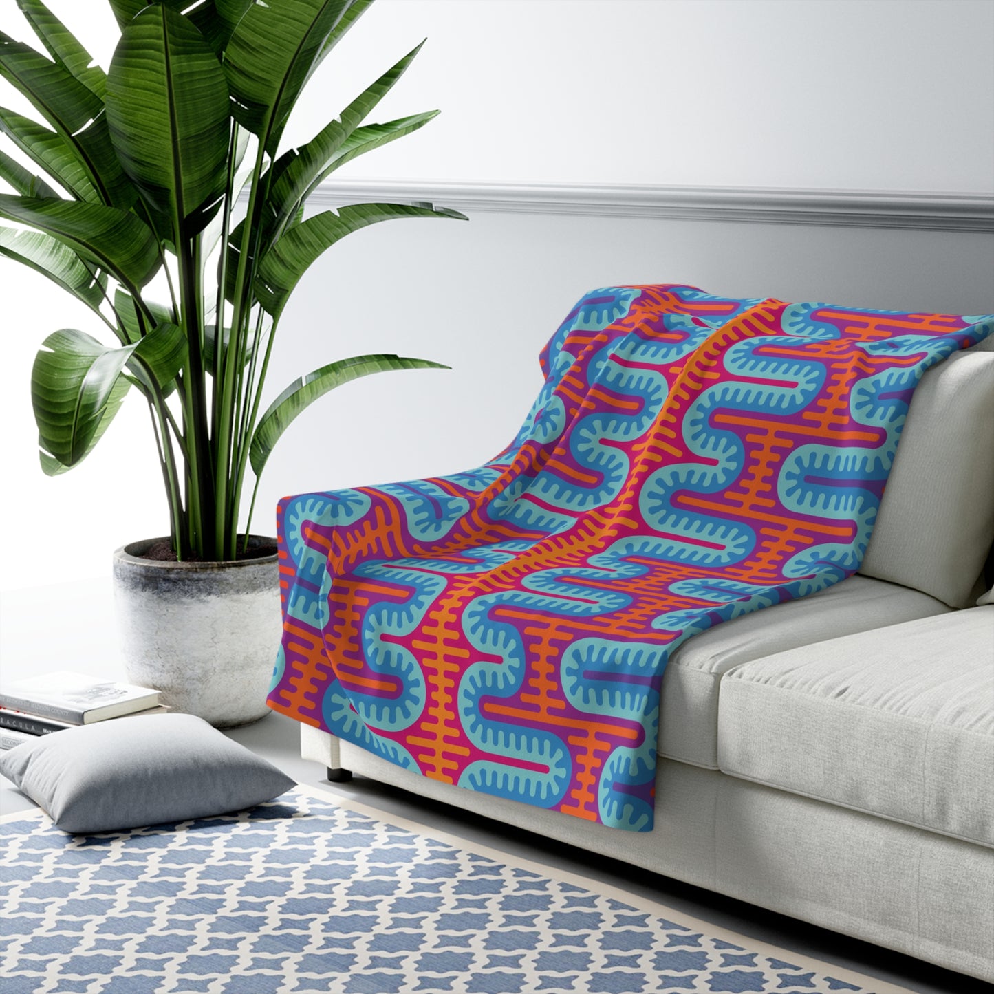 Big Wiggle Sherpa Fleece Blanket - Winter Flame Colorway