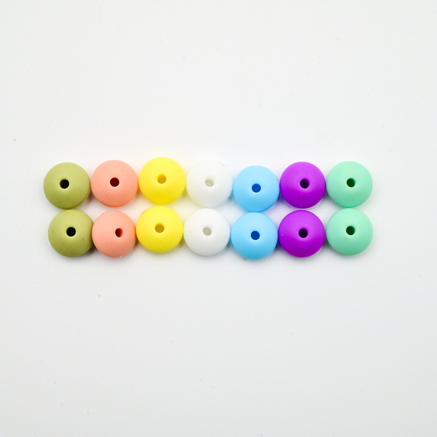 Needle Stoppers - Tin of 8 pairs, Flying Saucers