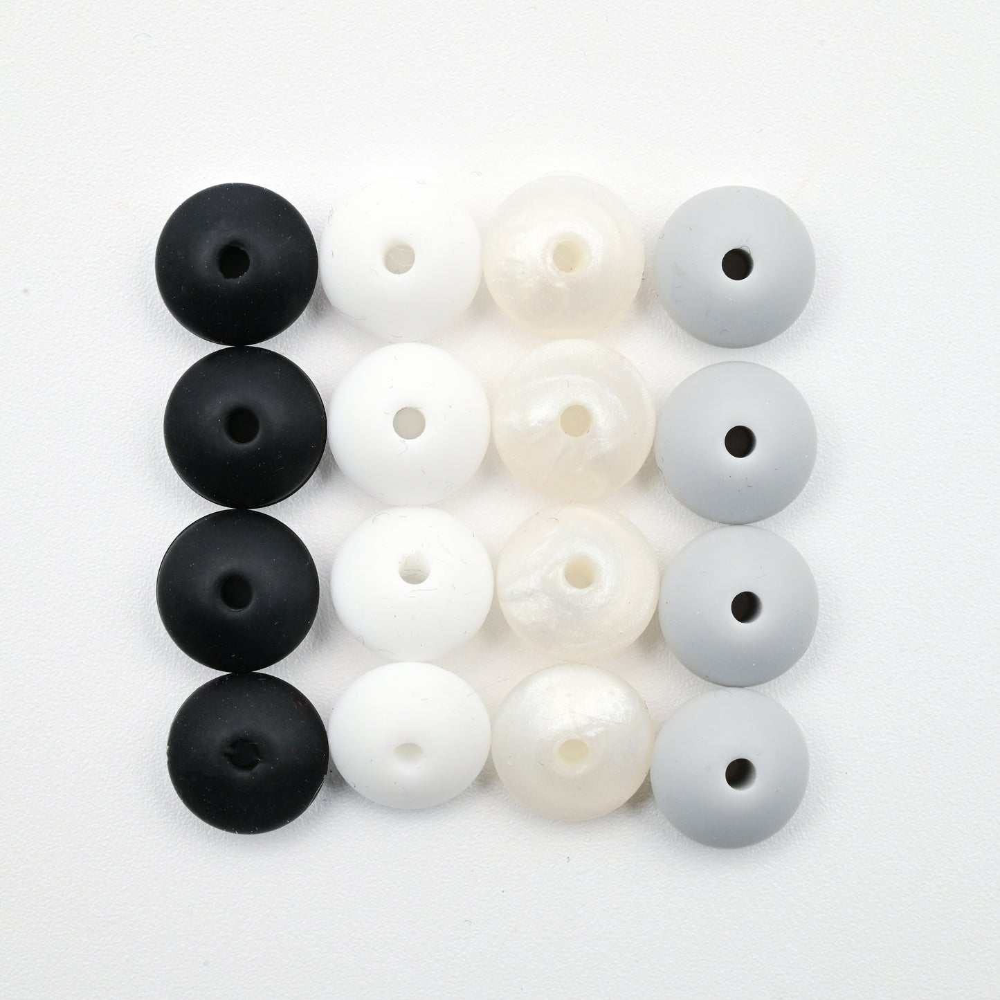 Needle Stoppers - Tin of 8 pairs, Flying Saucers