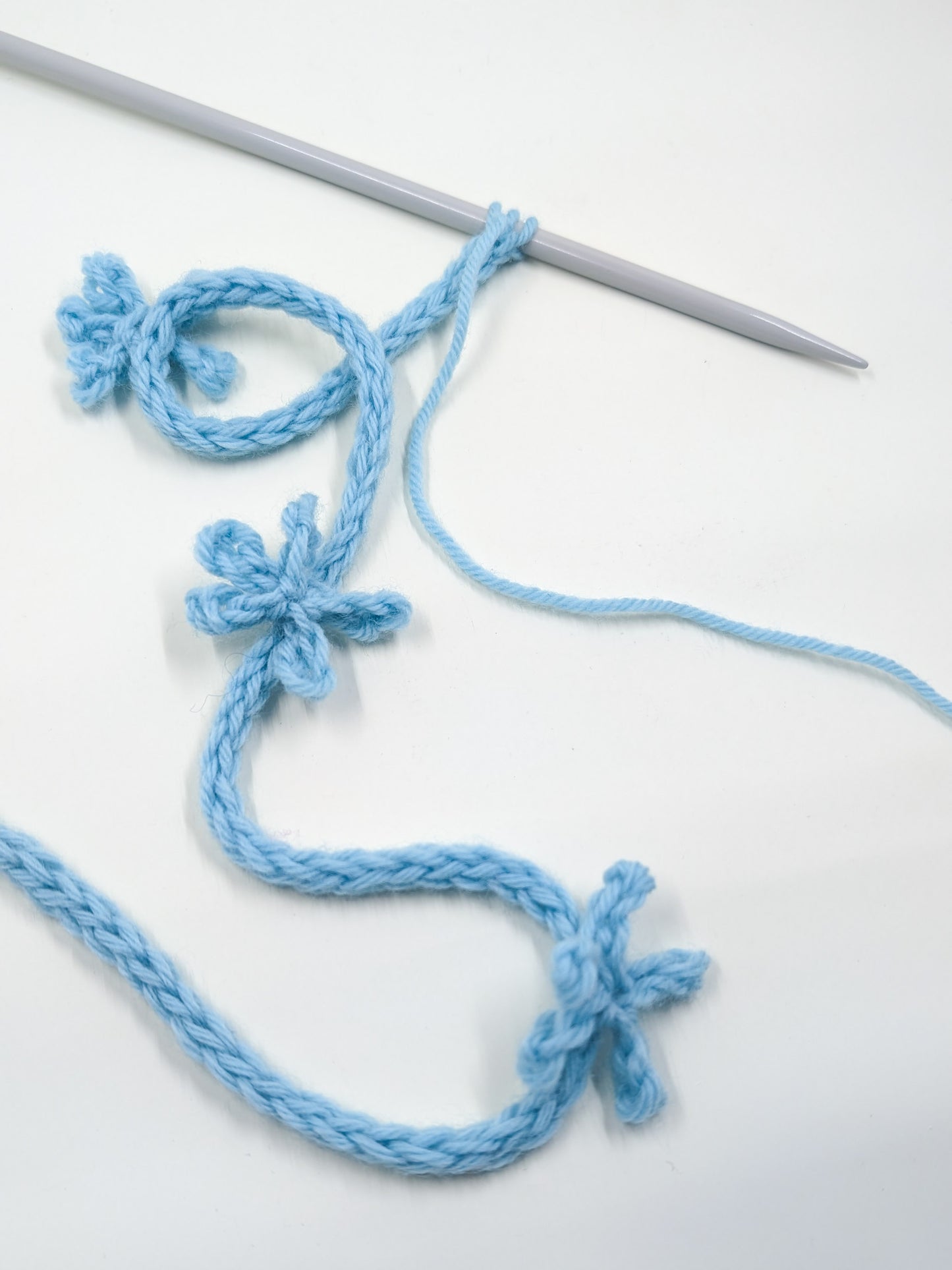 Free Floral Garland Downloadable Knitting Pattern