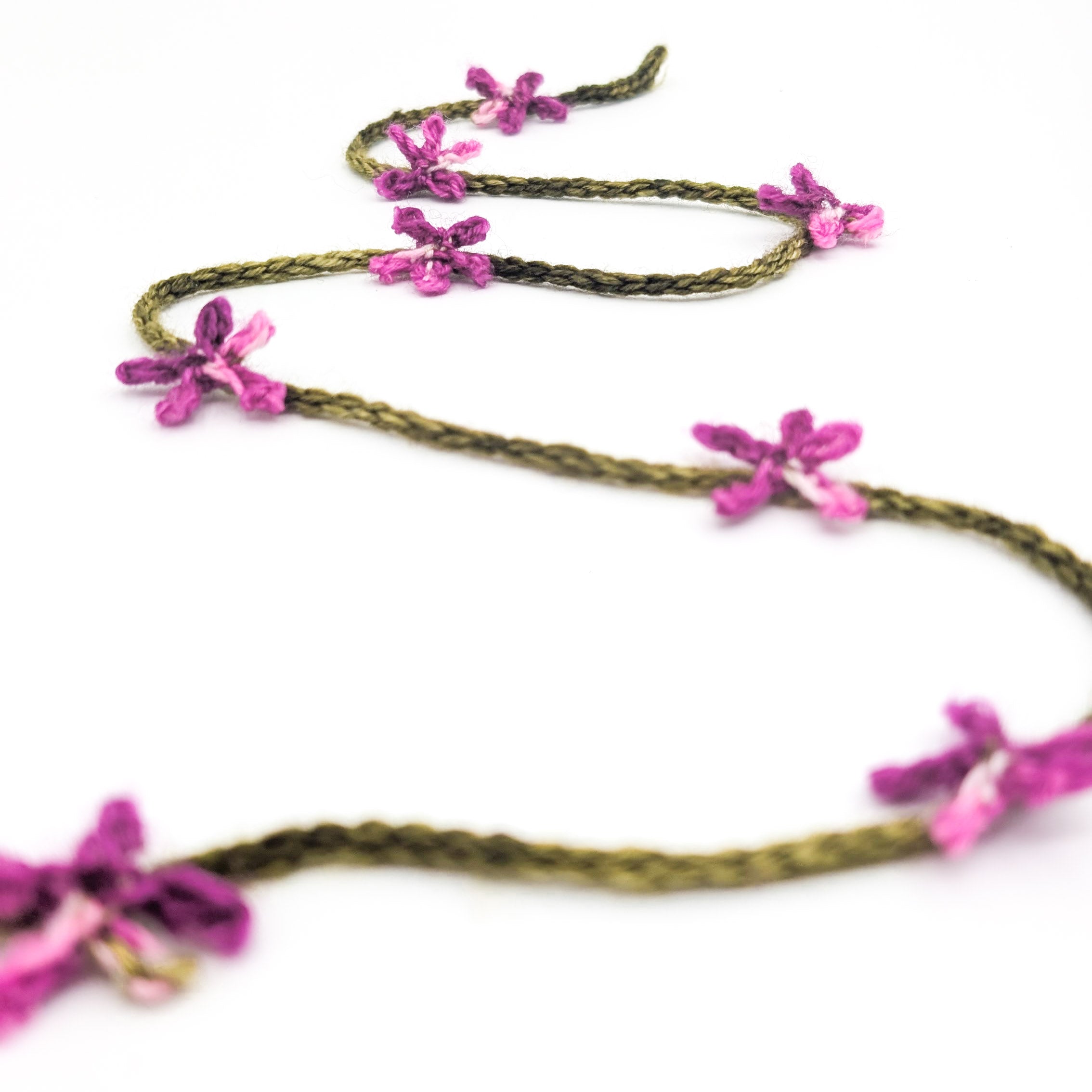Free Floral Garland Downloadable Knitting Pattern – Xandy Peters