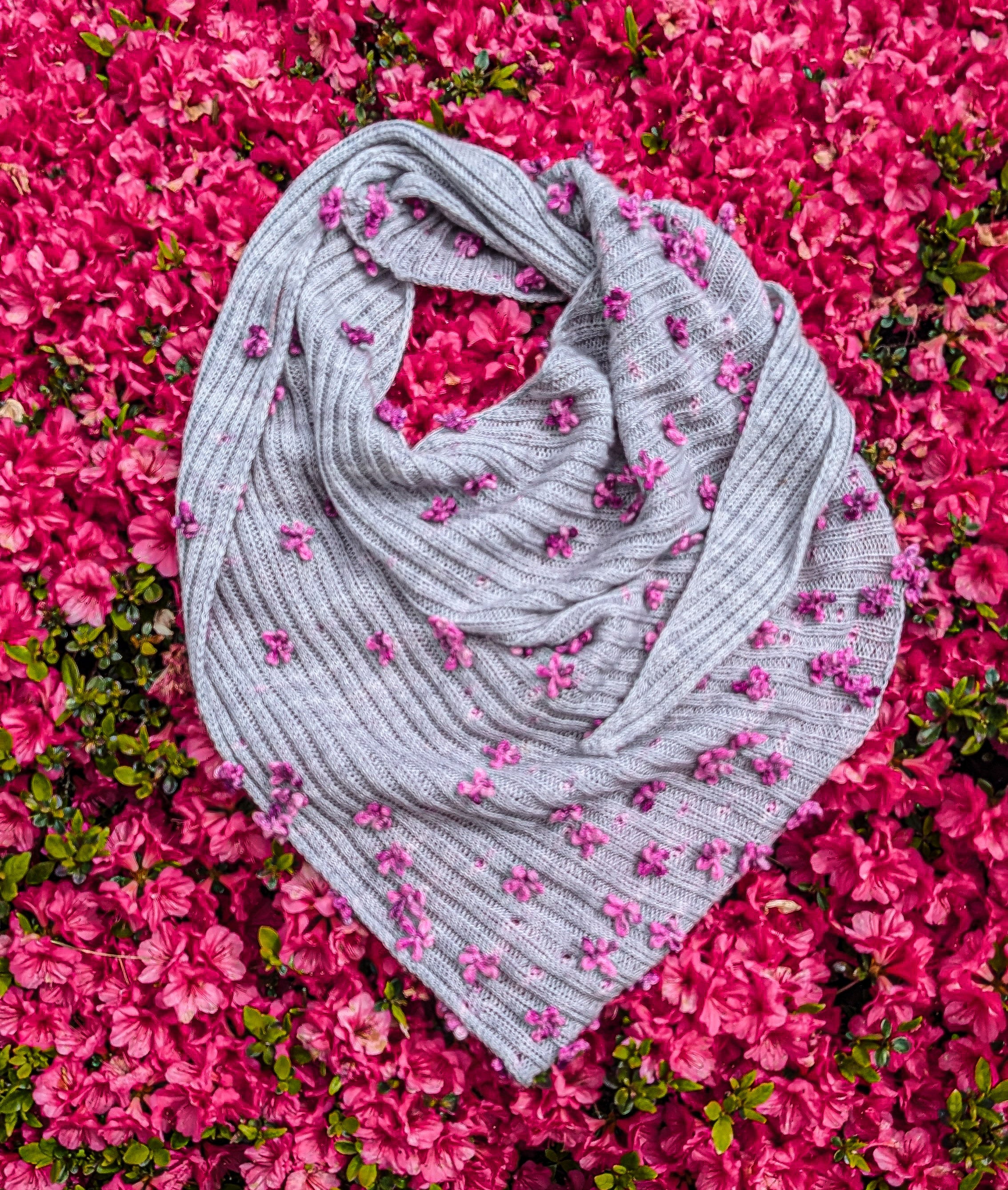 Floral Bouquet Shawl Downloadable Knitting Pattern – Xandy Peters