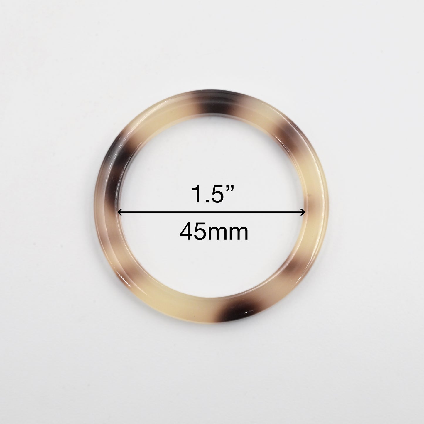 Simple Tortoiseshell Scarf Ring - Medium
