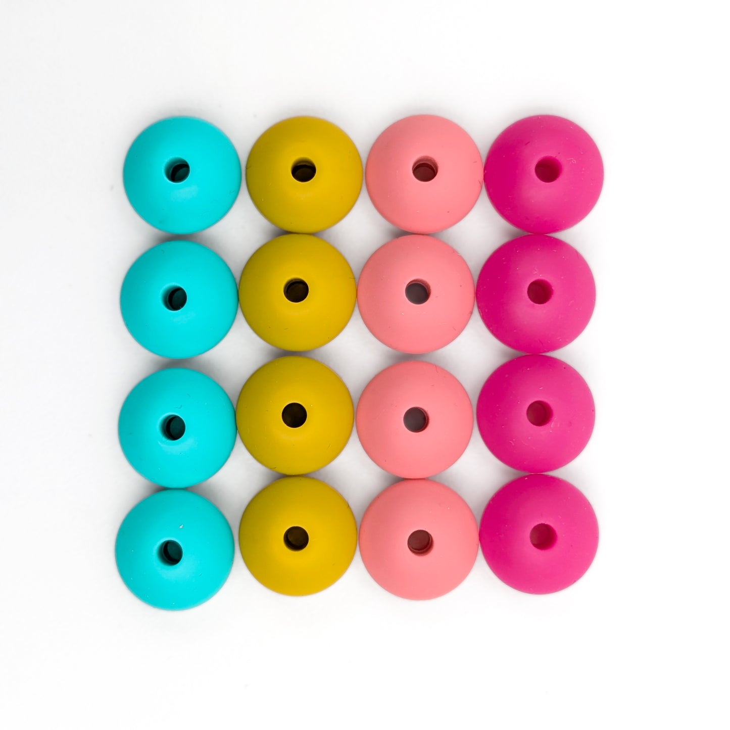 Needle Stoppers - Tin of 8 pairs, Flying Saucers