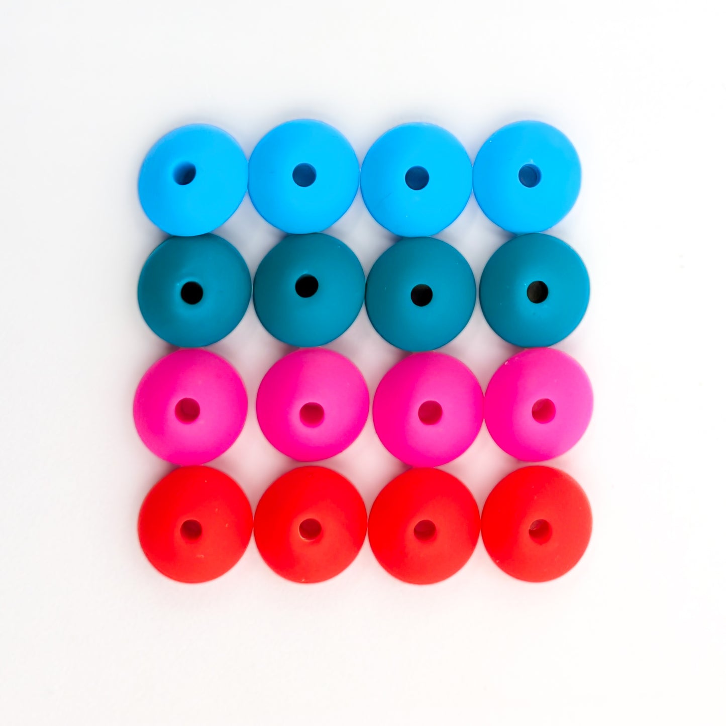 Needle Stoppers - Tin of 8 pairs, Flying Saucers