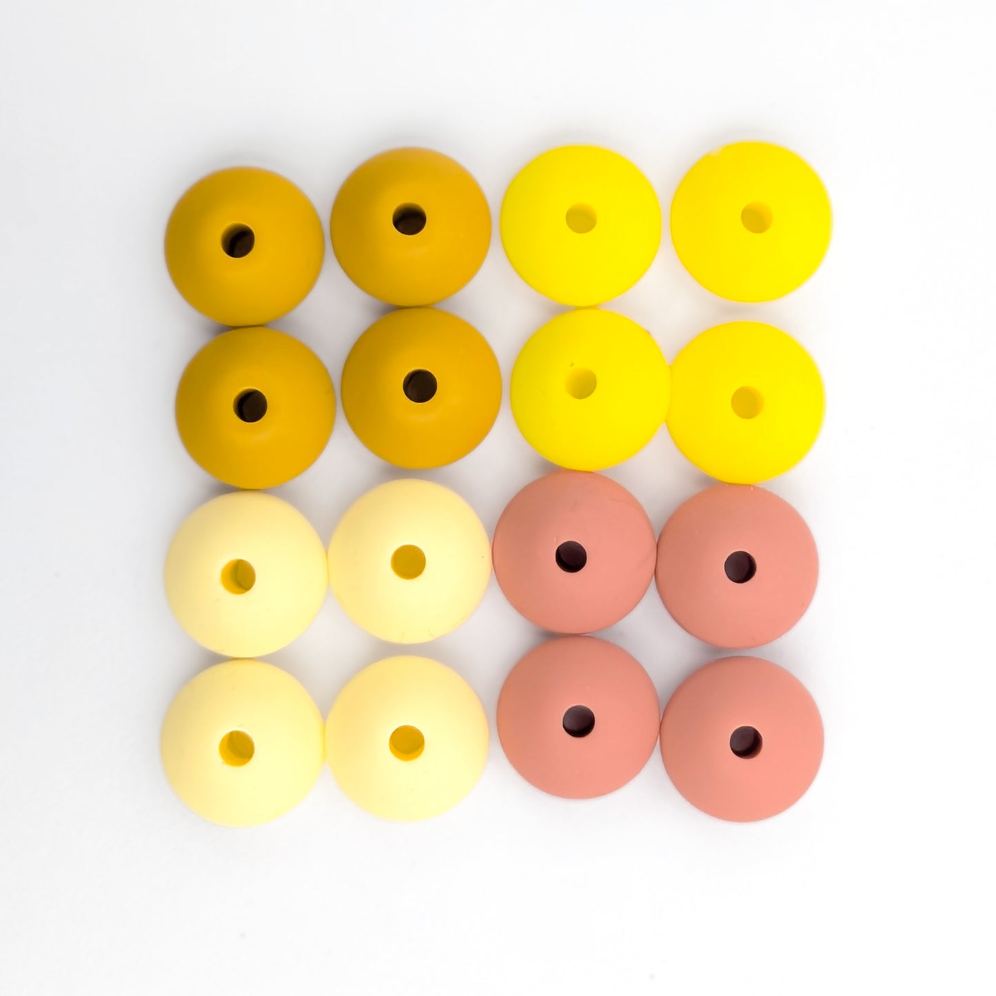 Needle Stoppers - Tin of 8 pairs, Flying Saucers
