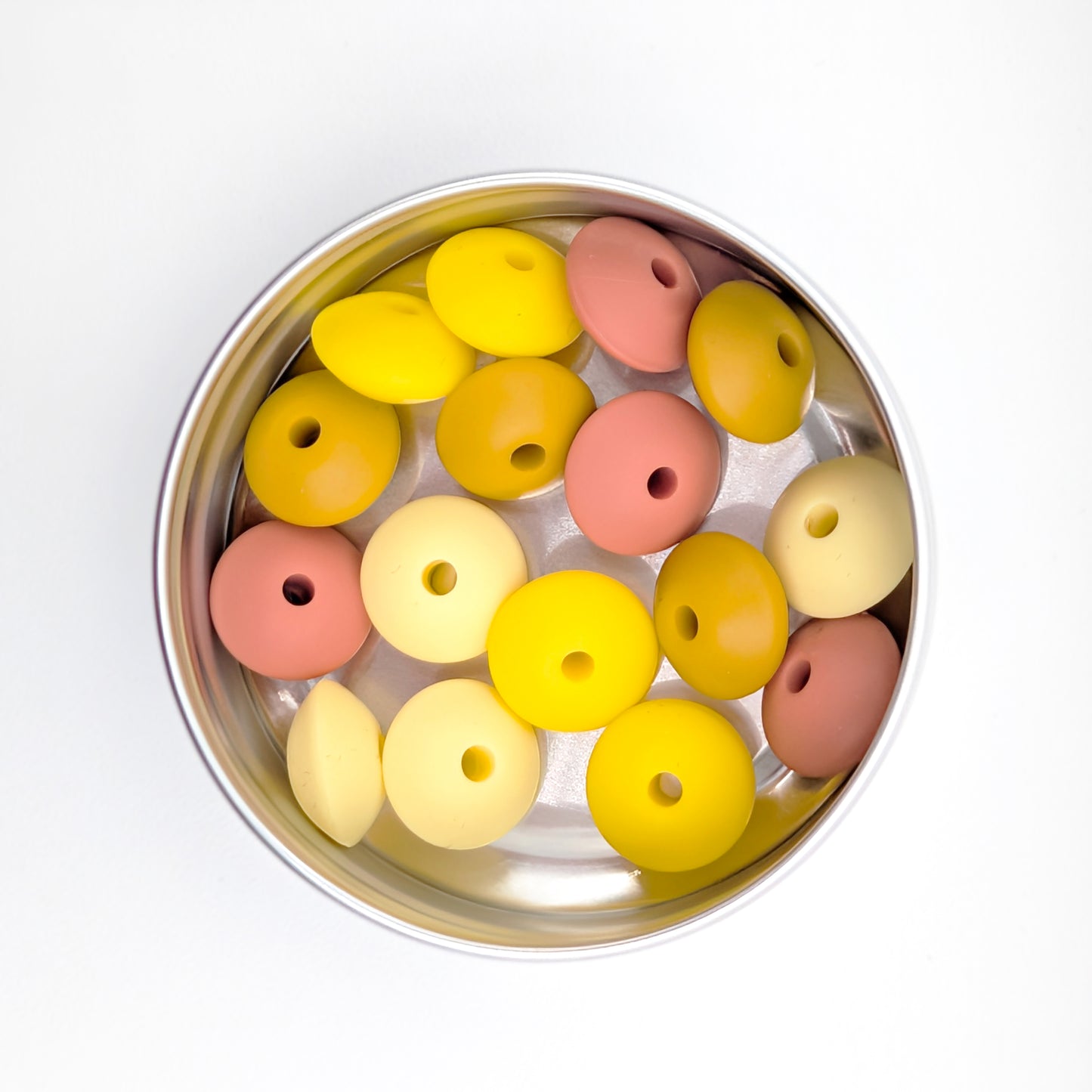 Needle Stoppers - Tin of 8 pairs, Flying Saucers