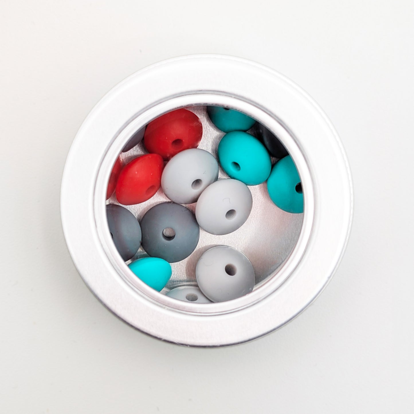 Needle Stoppers - Tin of 8 pairs, Flying Saucers