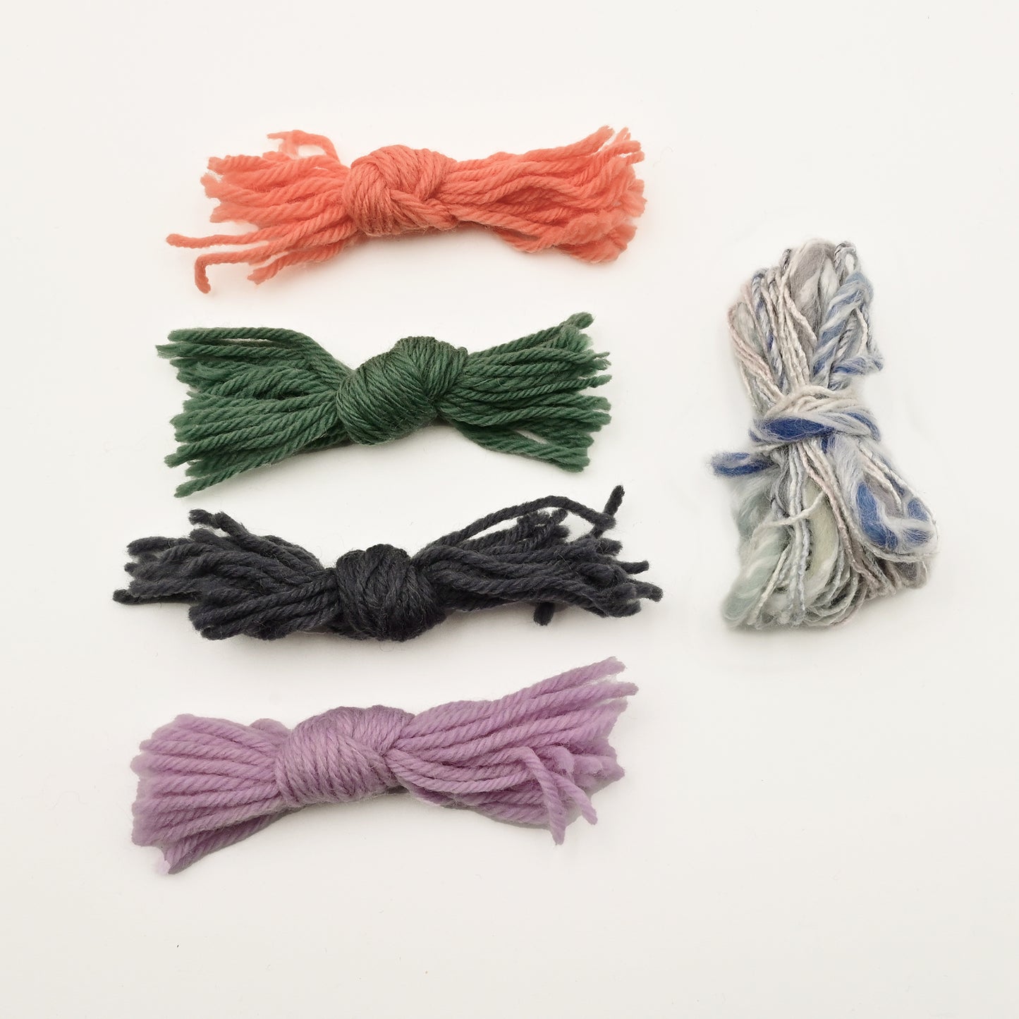Shaggy Wall Hanging Project Kit With Pattern and Latch Hook Tool