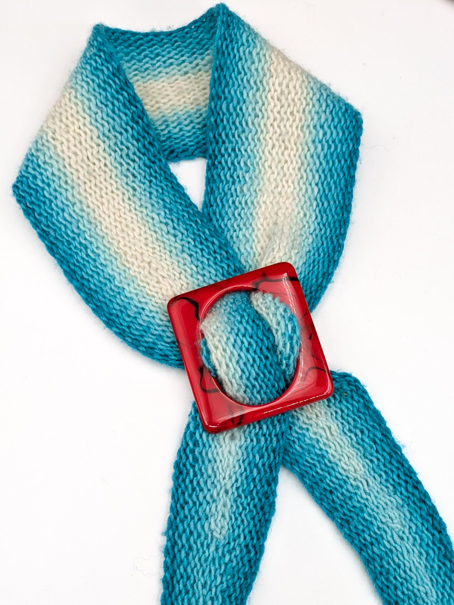 Red Marble Scarf Buckle - Medium