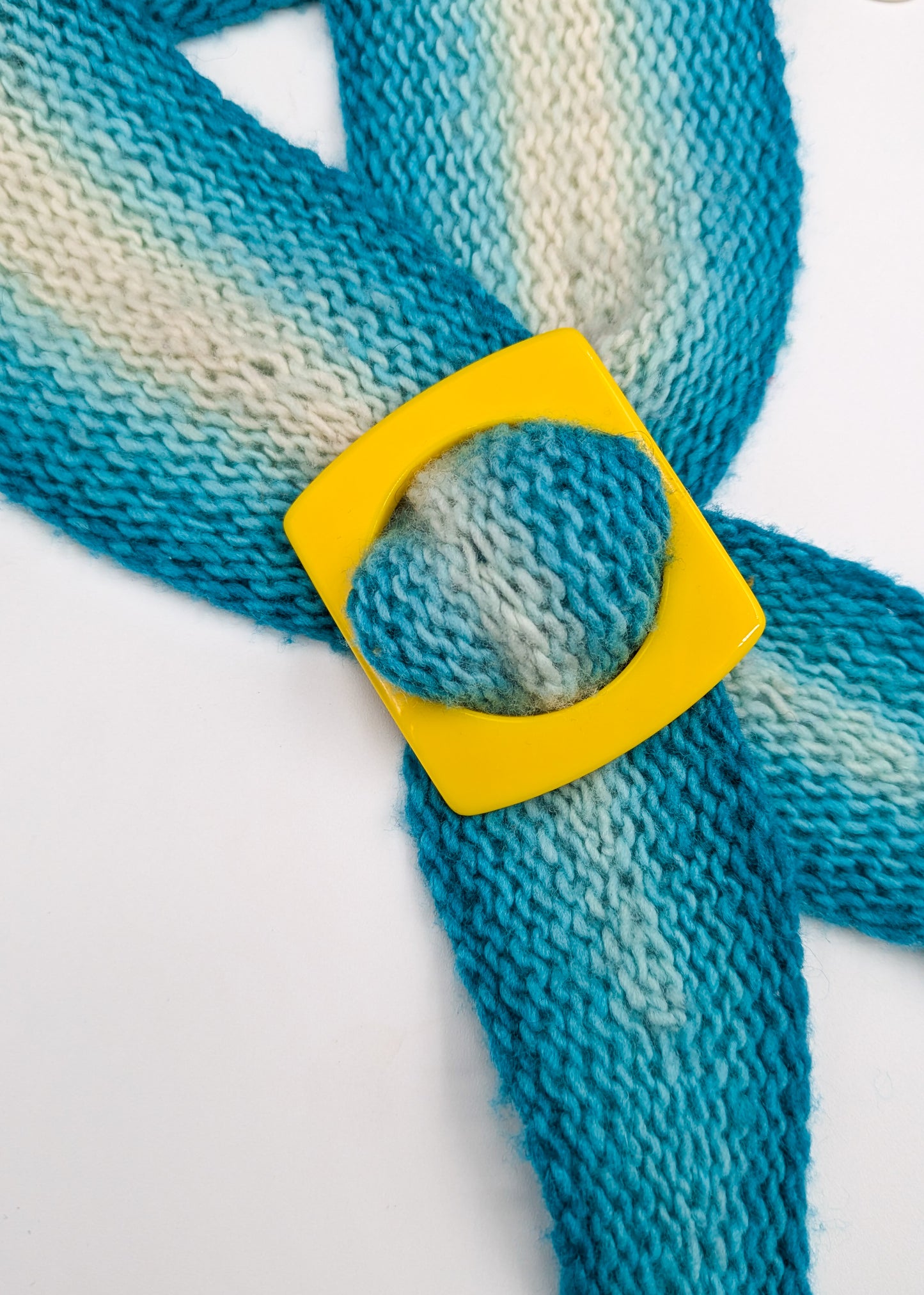 Bright and Funky Scarf Buckle - Medium