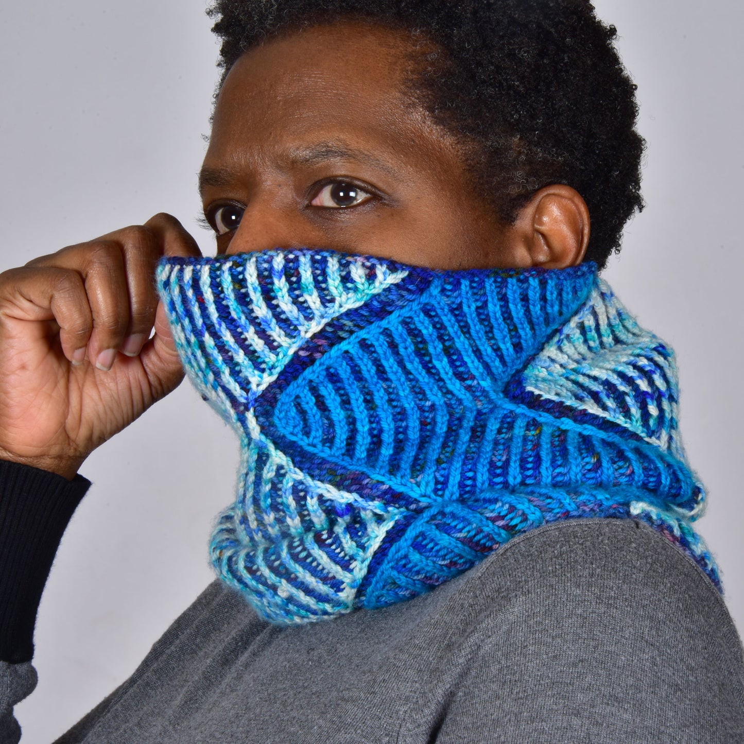 Ice Breaker Cowl Knitting Pattern